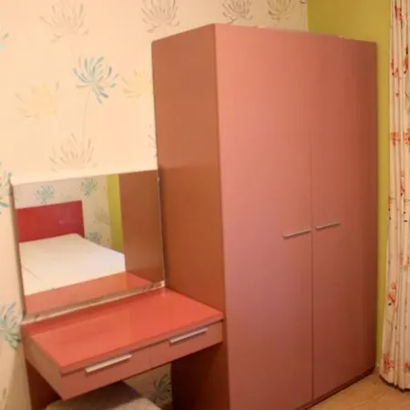 Sun Village Crib Apartman